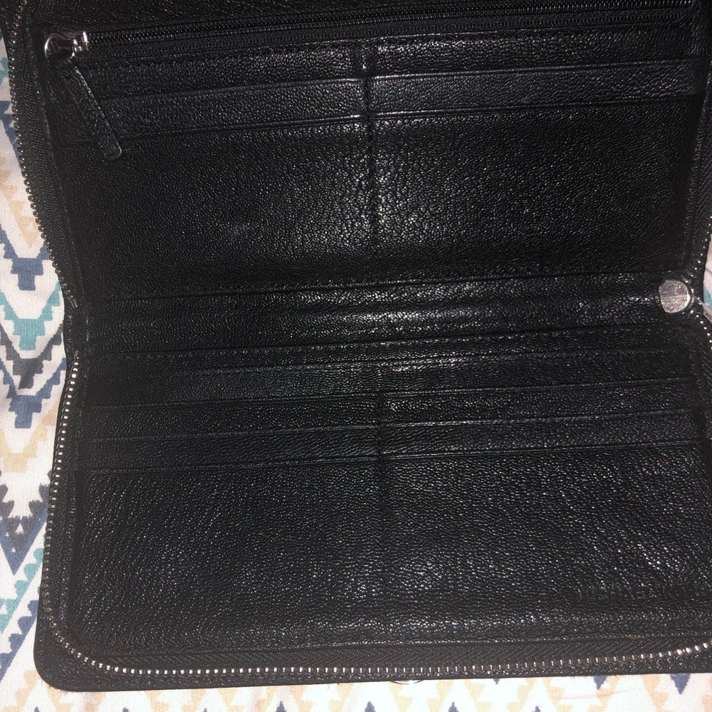 Michael kors wallet